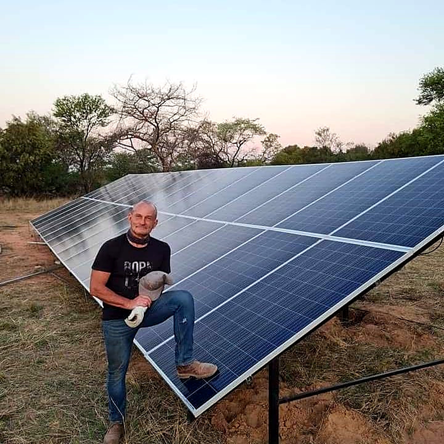 Wikkie on site at a solar pumping installation